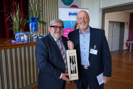 Kreisverbandsvorsitzender Roland Sauter mit Rudi Ritter