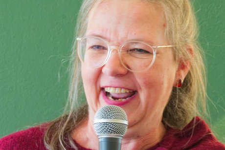 Ines Schmidt bei ihrer Ansprache