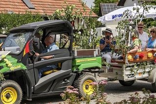 Traktorparade mit VdK wagen