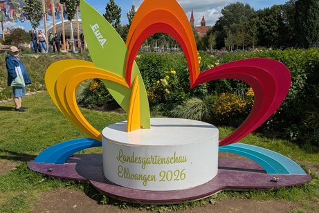 Diese Blumen-Deko war das Logo der Landesgartenschau 2026