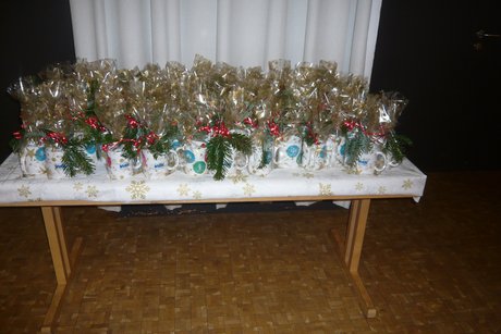 Weihnachtsgeschenk an alle Teilnehmer und Gäste Weihnachtsgeschenk an alle Teilnehmer und Gäste