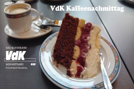 Bild zeigt ein Kaffeegedeck mit Torte