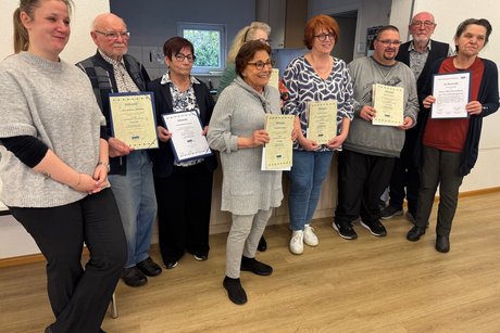 F&uuml;r langj&auml;hrige Mitgliedschaft geehrte Mitglieder und Vorst&auml;nde