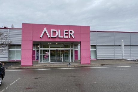 Adler-Modemarkt Neckartenzlingen