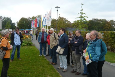 Alle lauschten den Ausf&uuml;hrungen.