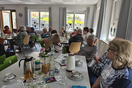 Besucherinnen und Besucher Besucherinnen und Besucher