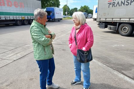 Autobahn-Rastplatz Wunnenstein: Angeregte Unterhaltung