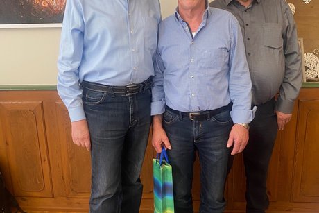 Begrüßung von Helmut Gollmann als Mitglied Nummer 200 im Ortsverband