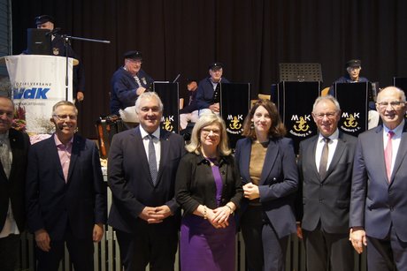 Ehrengäste und Grußwort-Überbringer Ehrengäste und Grußwort-Überbringer