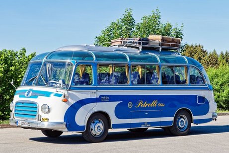 Petrolli-Bus