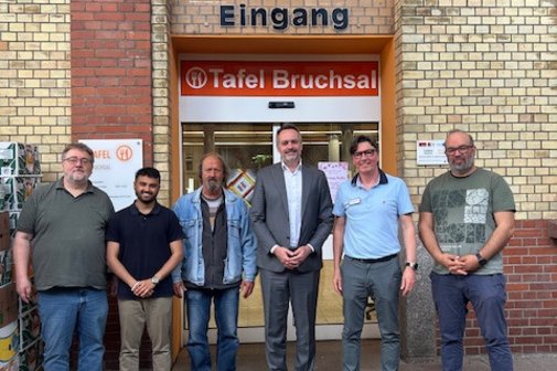 Veranstalter bei der Tafel