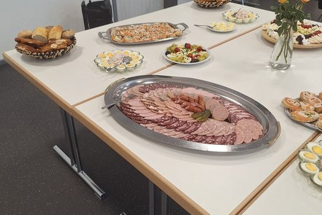 Fr&uuml;hst&uuml;ck