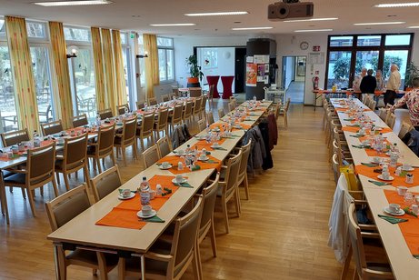 Geschm&uuml;ckter Saal