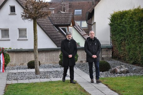 Gedenken der Toten Bürgermeister Tritschler und VdK Vorstand Braun