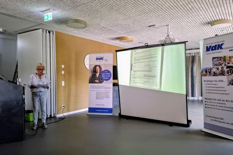 Frau Dr. Bitzer Hildebrandt informiert praxisnah Mitglieder und Gäste
