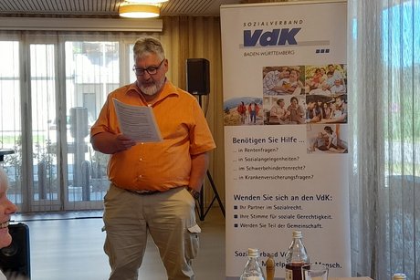 Begrüßung durch Vorsitzenden Erich Weik Begrüßung durch Vorsitzenden Erich Weik
