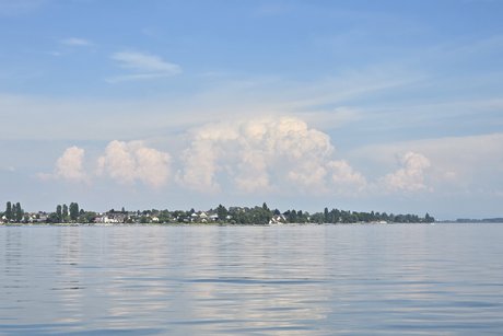 Gewitterstimmung über der Insel Reichenau