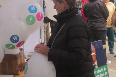 Gerne nehme ich einen Luftballon