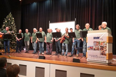Winter-/Adventsfeier 2025 - O'Greenwood (irischer M&auml;nnerchor aus Obrigheim)