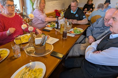Gruppenfoto in der Probst Strau&szlig;i