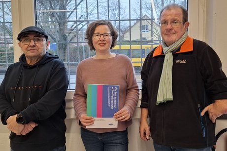 Bild mit Frau Laura Streitb&uuml;rger und Frank Burkhardt und Roland Schlarb