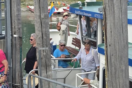 beim Verlassen des Schiffes