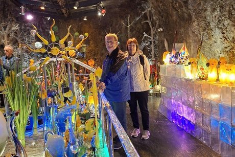 Robert und Regina in der Glasbläserei