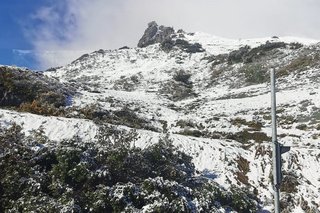 Wolken in der Bergspitze