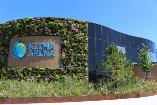 Klima Arena Sinsheim Bepflanzte Außenfassade der Klimaarena in Sinsheim