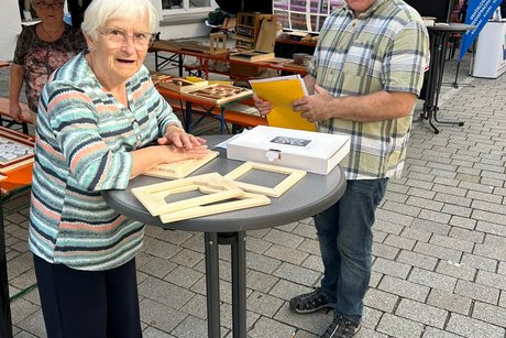 Bilder vom Aufbau Magda Emminger und Wolfgang Schuhmacher