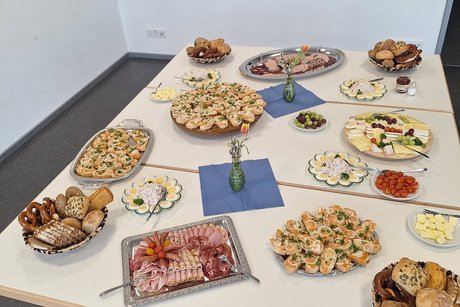 Fr&uuml;hst&uuml;ck
