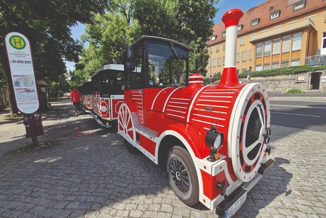 Minibahn mit der die Stadtrundfahrt in Würzburg durchgeführt wurde