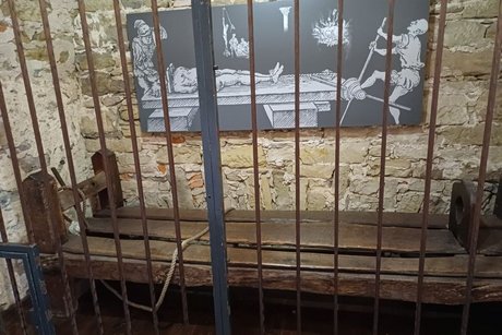Museum: Folterwerkzeug Streckbank