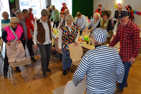 Narri Narro in Stra&szlig;berg