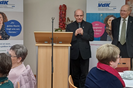 Herr Dekan Thomas Holler Herr Dekan Thomas Holler