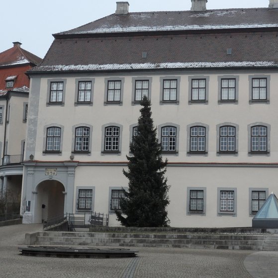 Schlo&szlig; Gro&szlig;-Laupheim