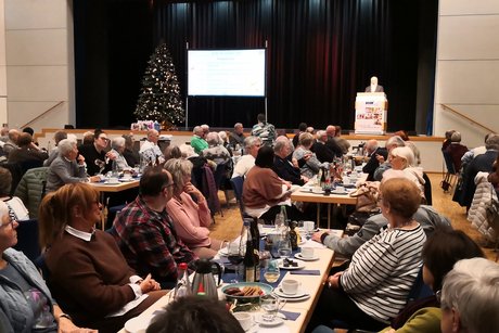 Winter-/Adventsfeier 2025 - Gru&szlig;worte der katholischen Kirche von Pater Liebscher