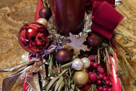 Tischdeko als Einstimmung auf die Weihnachtsfesttage