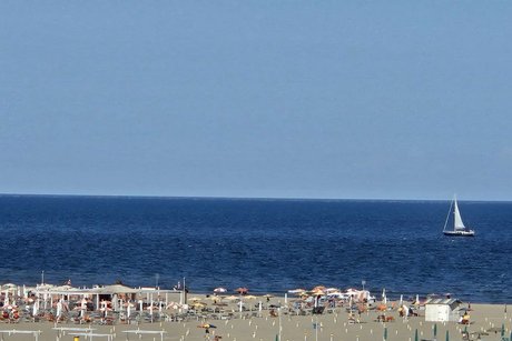 Am Strand des Lido degli Estensi HM