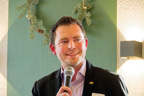 MdL Dennis Birnstock (FDP) bei seinem Gru&szlig;wort
