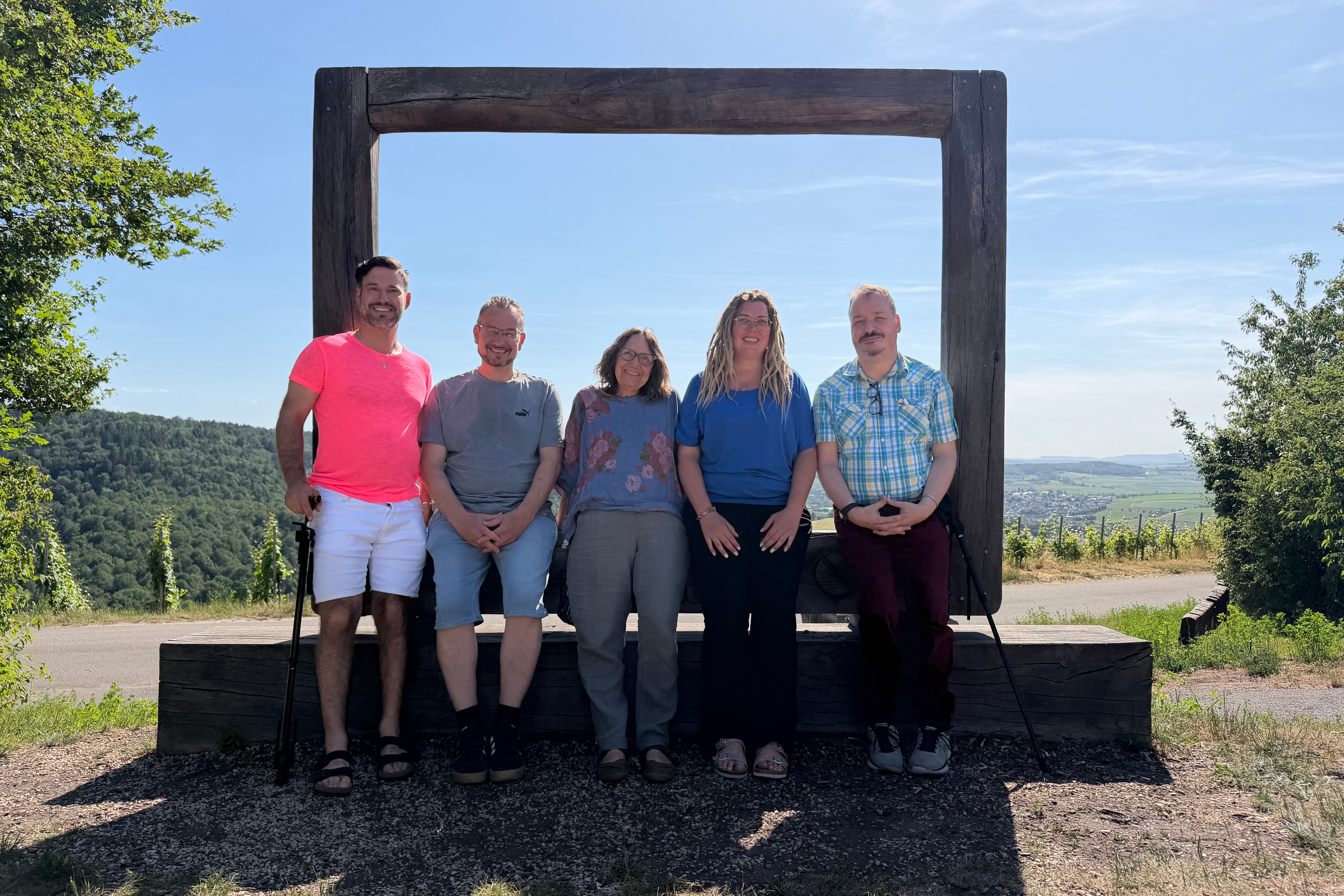 v. l. n. r. Dietmar Theiss (2. Vorsitzender), Jens Betz (Kassenpr&uuml;fer), Andrea Jetter (Frauenbeauftragte), Lydia Kr&auml;mer (1. Vositzende), Marco Reichl (Kassier). Es fehlt Susanne K&uuml;mmerlen (Kassenpr&uuml;ferin).