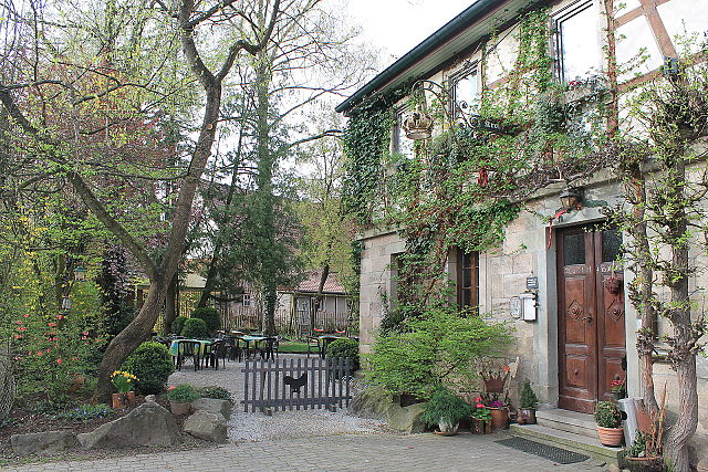 Außenansicht des Gasthaus Krone Aichelbach
