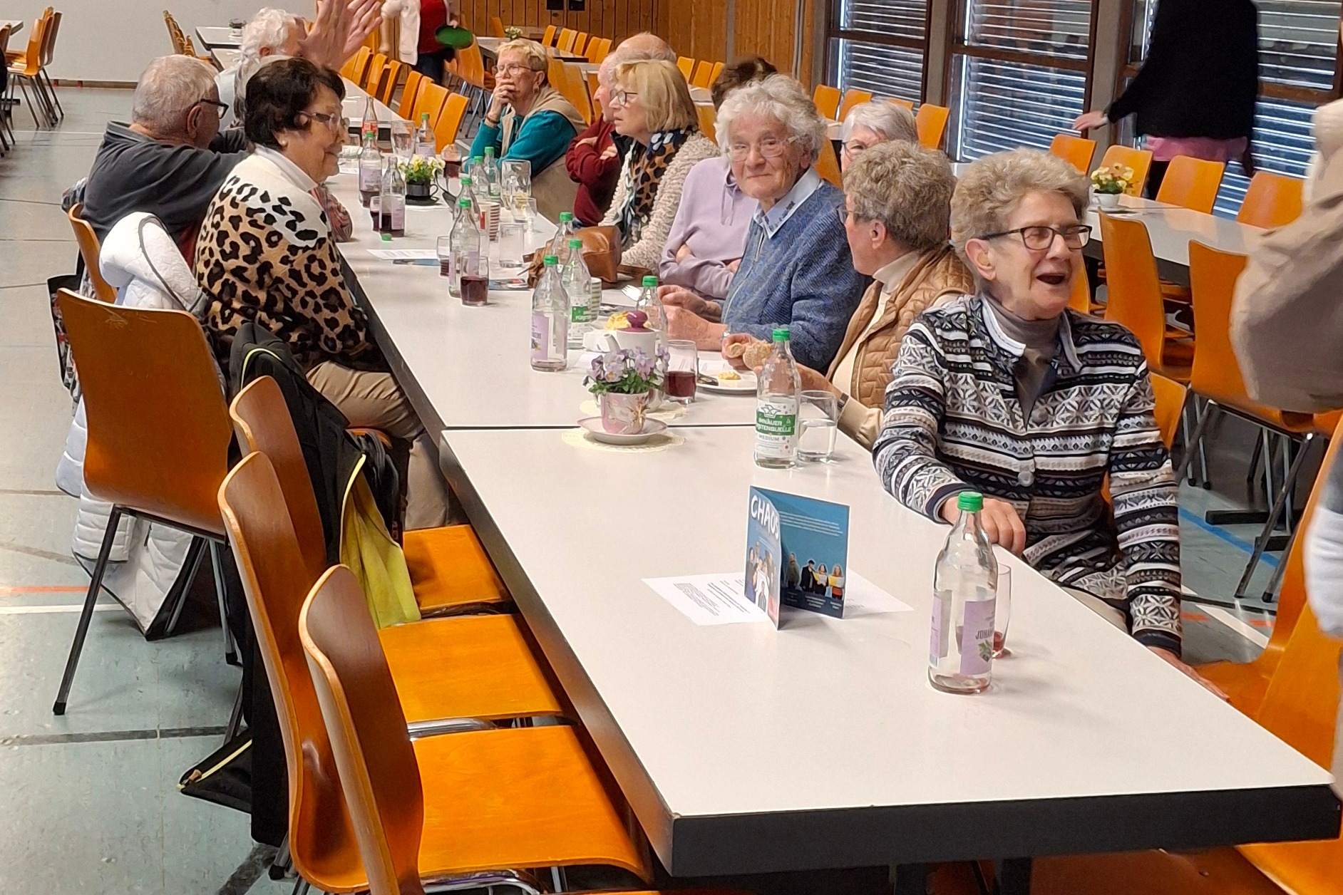 Das Bild zeigt die Teilnehmer der Veranstaltung