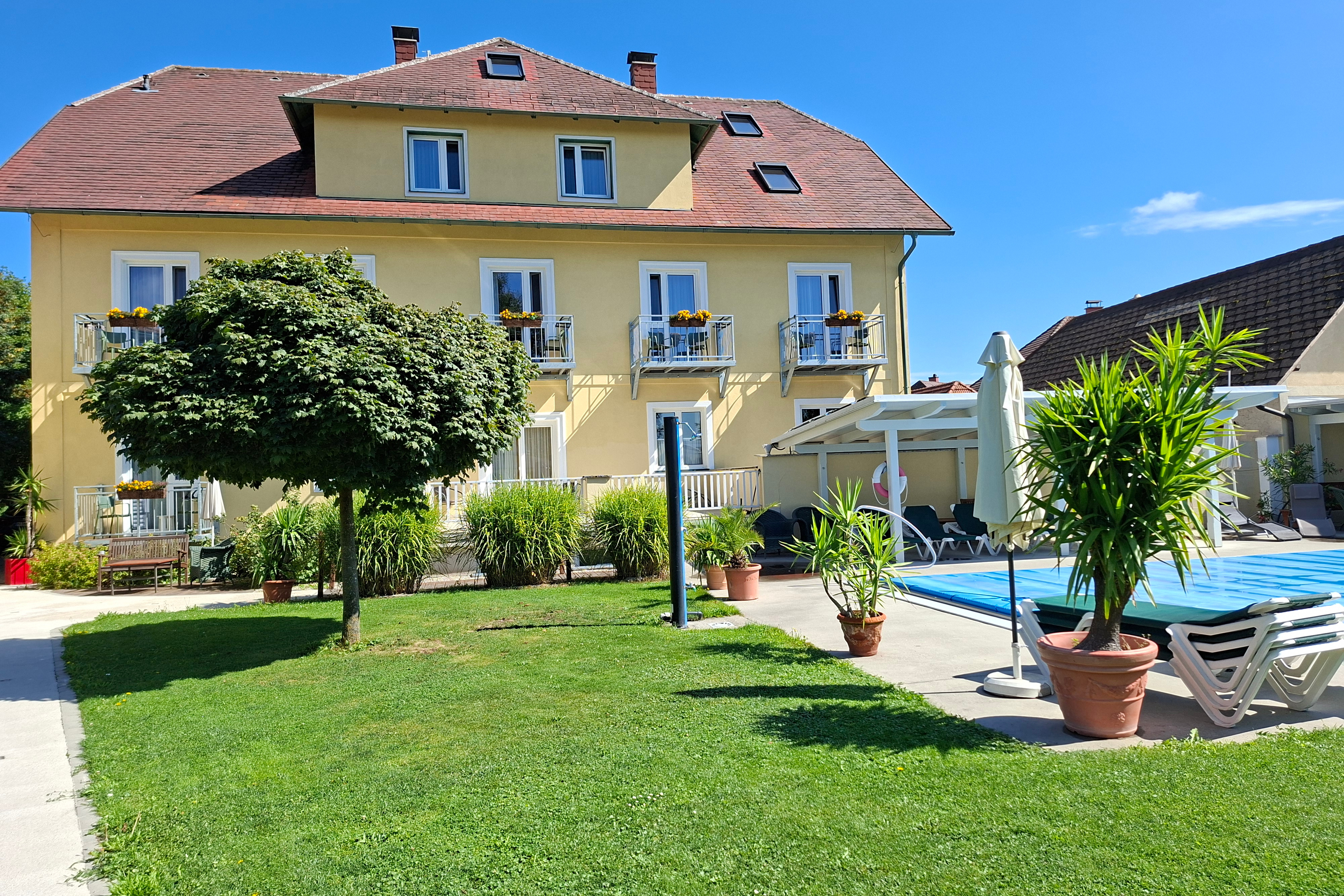 Wachau Hotel Ringl Hotel Ringl mit Pool und Garten
