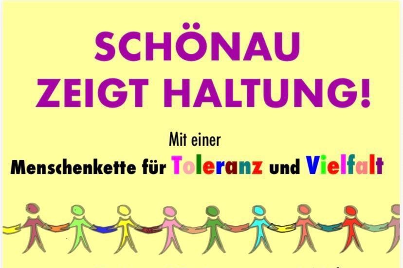 Einladung zur Menschenkette Plakatpart zur Menschenkette - Schönau zeigt Haltung mit gezeichneten Menschen, die sich mittels Schals halten in einer Reihe