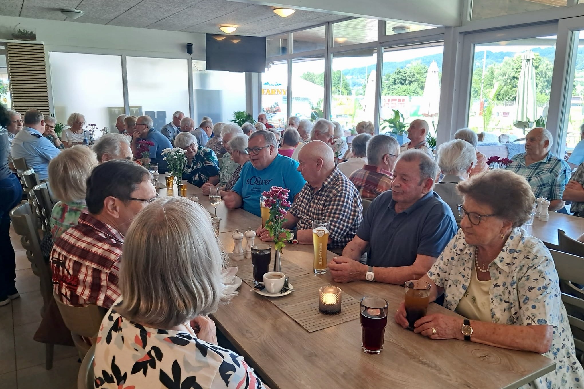 Kaffeenachmittag mit Vortrag Kaffeenachmittag mit Vortrag