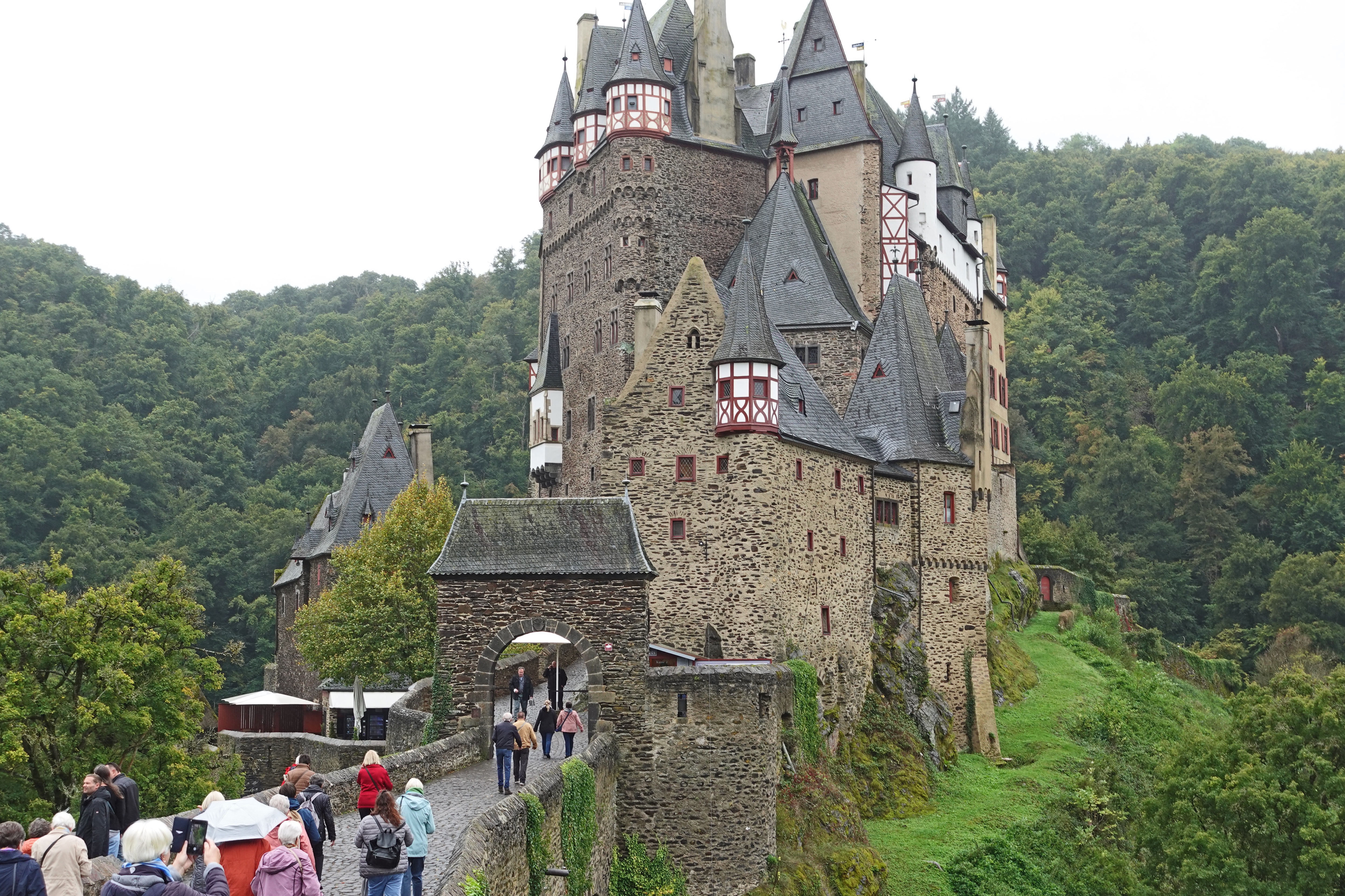Die Burg Eltz Die Burg Eltz an der Mosel