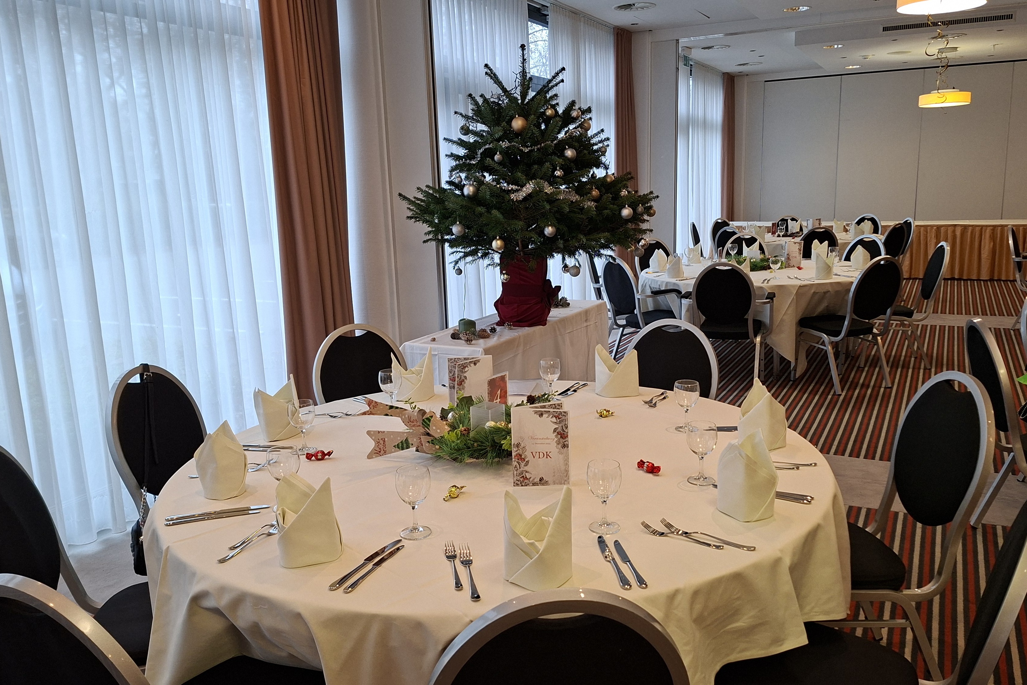 Der vorbereitete Saal