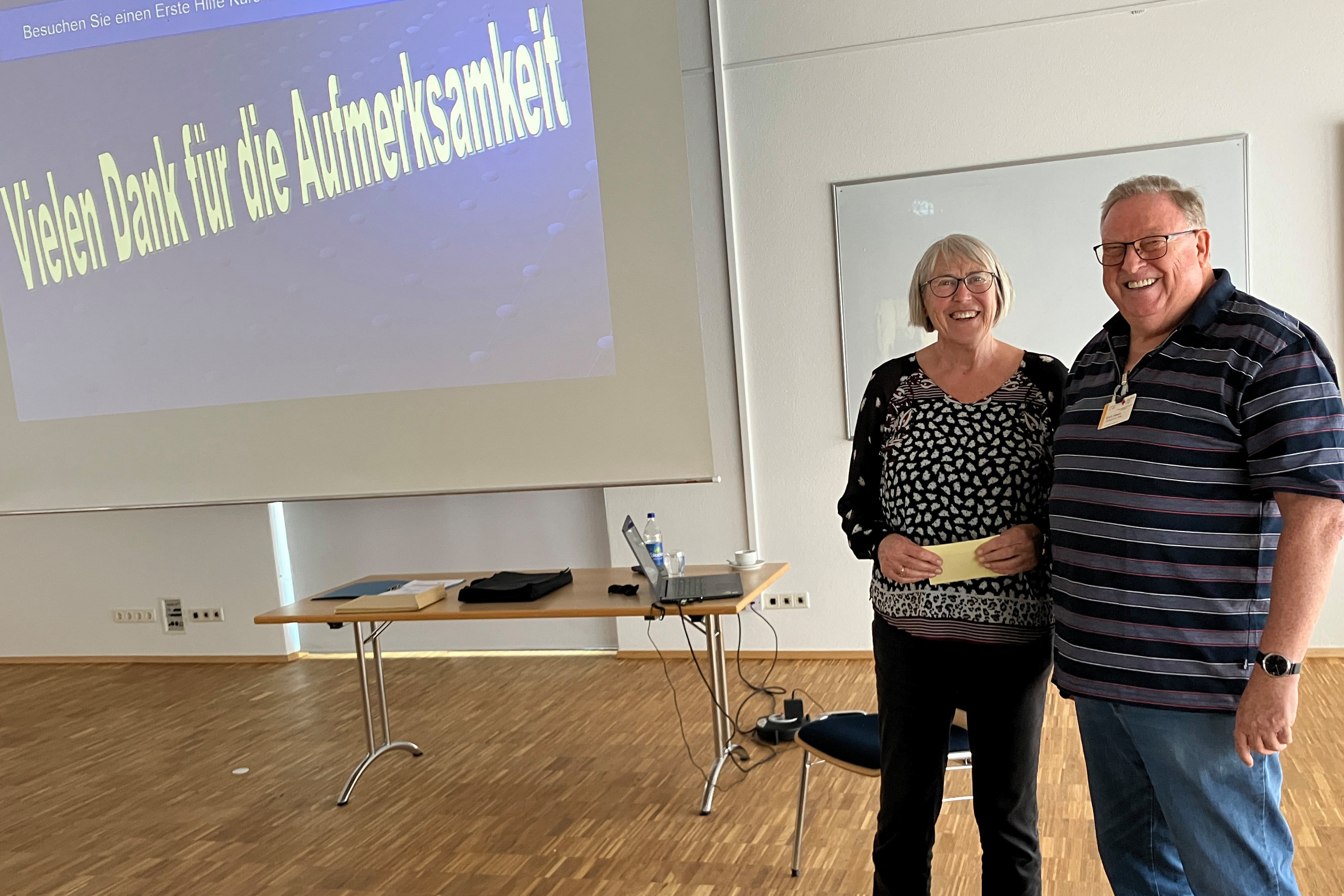 Erich Glaser und 1.Vors. Roswitha Willburger