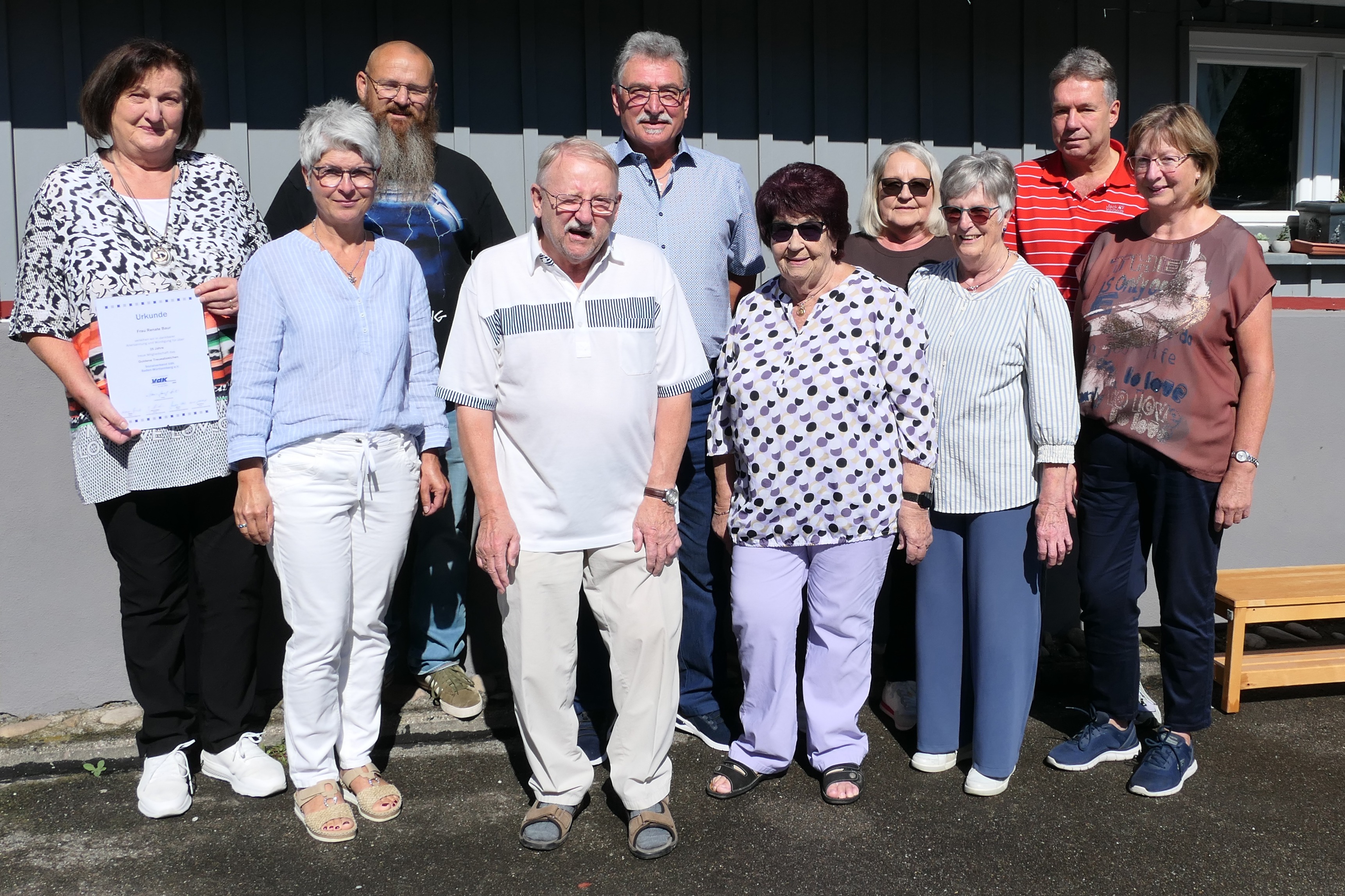 Vorstand und Ausschuß-Mitglieder VdK Ortsverband 78661 Dietingen Vorstand und Ausschuß-Mitglieder VdK Ortsverband 78661 Dietingen